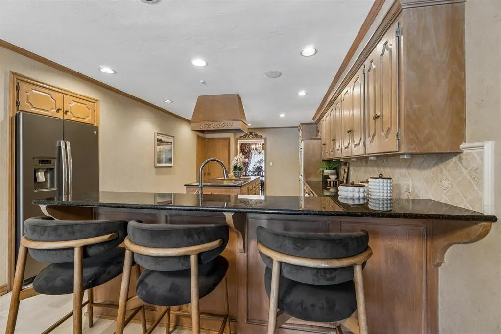 Photo 16 — 3533 Twelve Oaks Drive, Oklahoma City, OK 73120