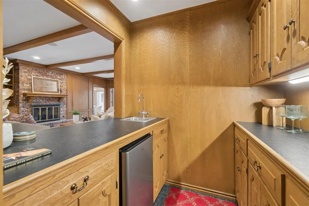 Photo 12 — 3533 Twelve Oaks Drive, Oklahoma City, OK 73120