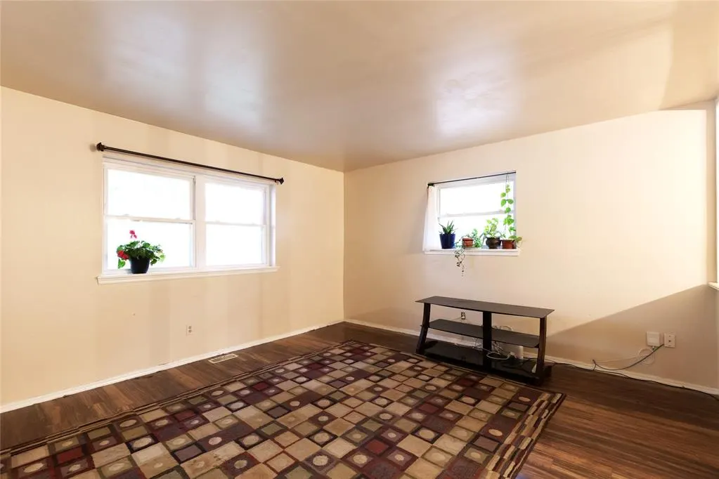 Photo 4 — 2804 N McMillan Avenue, Bethany, OK 73008