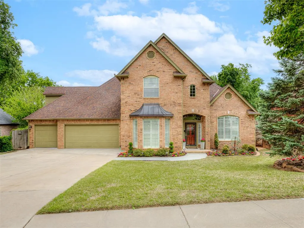 Front exterior — 3016 Kingwood Drive, Edmond, OK 73013