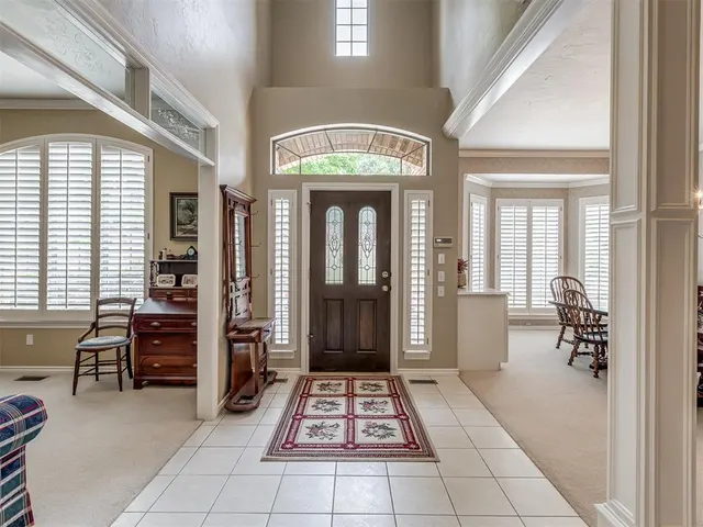 Photo 5 — 3016 Kingwood Drive, Edmond, OK 73013