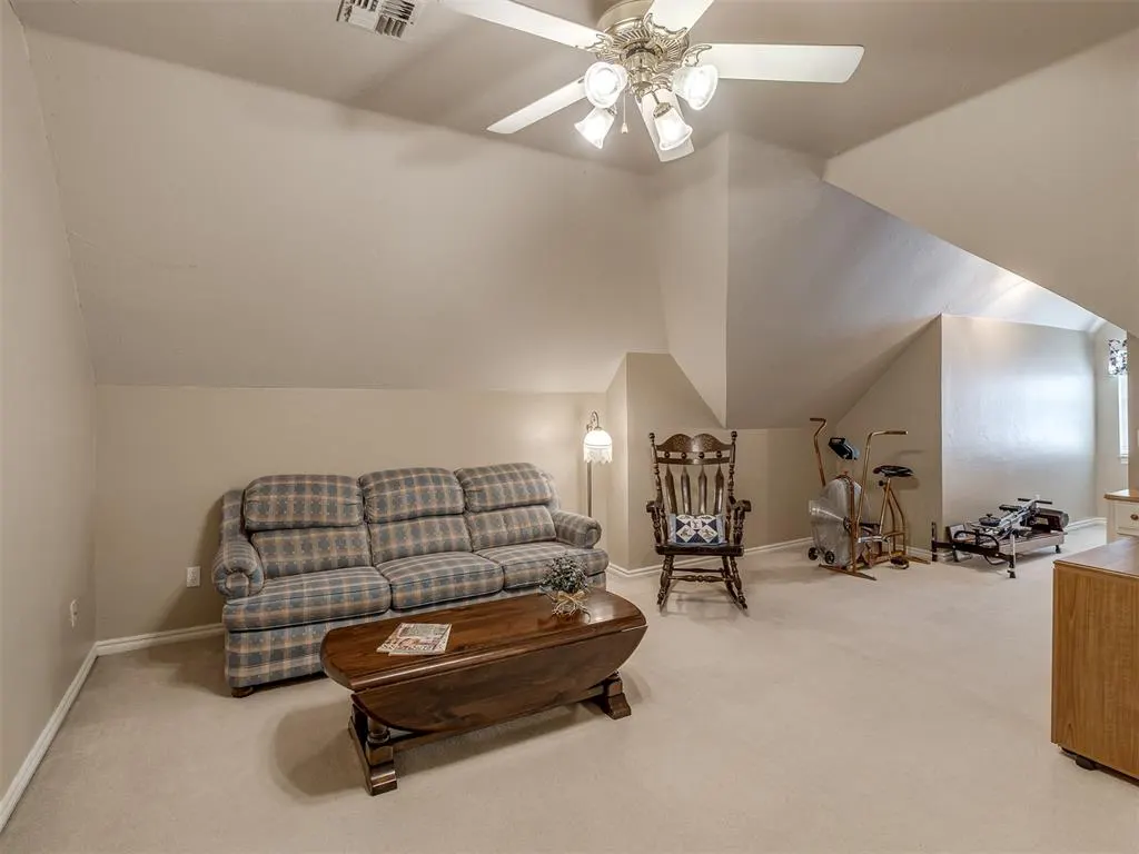 Photo 31 — 3016 Kingwood Drive, Edmond, OK 73013