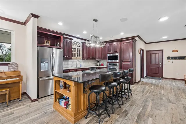 Photo 8 — 220 Bobby Mankin Drive, Choctaw, OK 73020