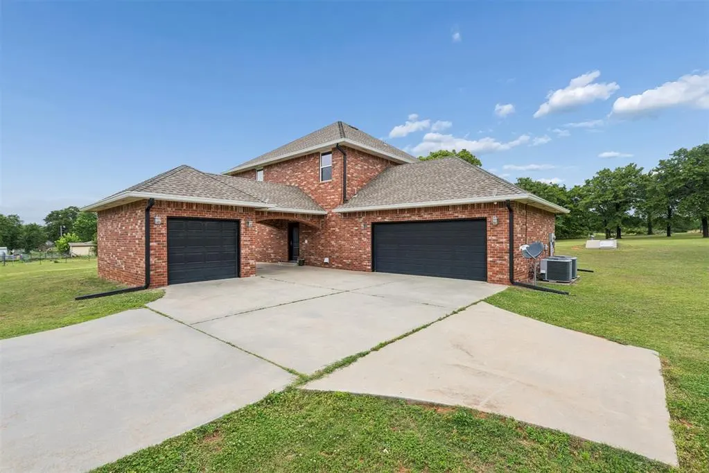 Photo 42 — 220 Bobby Mankin Drive, Choctaw, OK 73020