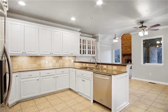 Photo 5 — 9417 Forest Dale Drive, Oklahoma City, OK 73151