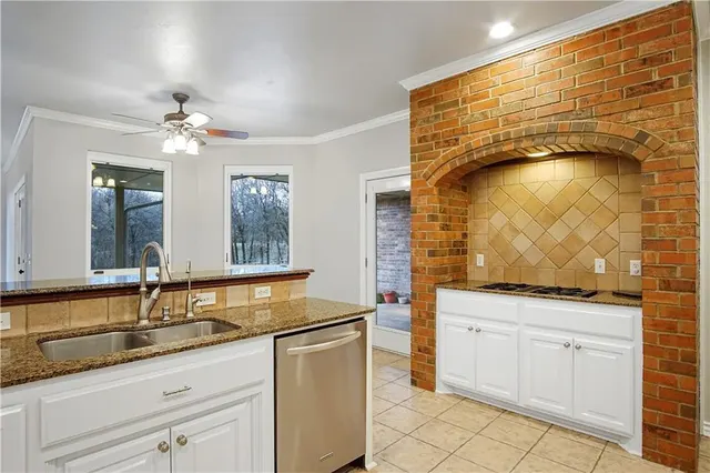 Photo 7 — 9417 Forest Dale Drive, Oklahoma City, OK 73151