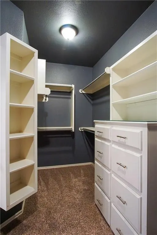 Photo 13 — 9417 Forest Dale Drive, Oklahoma City, OK 73151