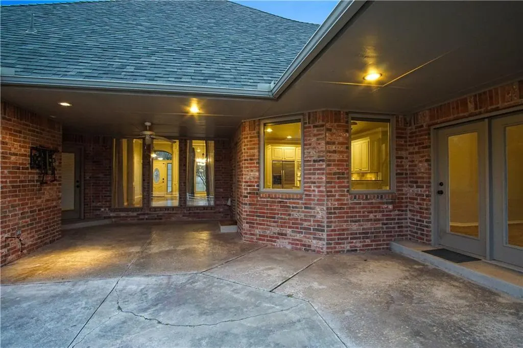 Photo 23 — 9417 Forest Dale Drive, Oklahoma City, OK 73151