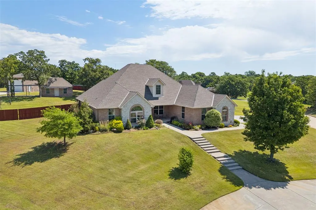 Photo 2 — 15301 SE 41st Street, Choctaw, OK 73020