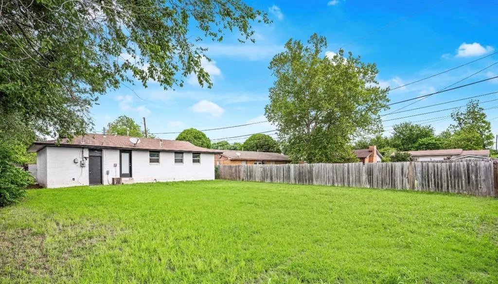 Photo 19 — 5326 NW Columbia Avenue, Lawton, OK 73505