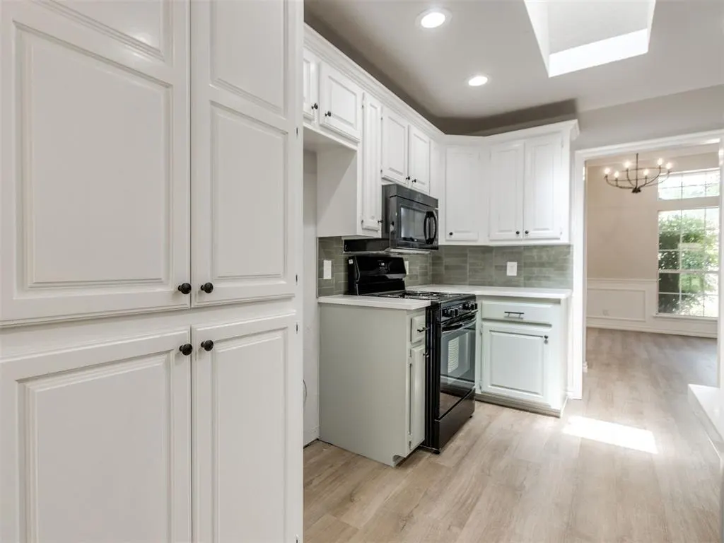 Photo 12 — 1718 Kings Road, Edmond, OK 73013