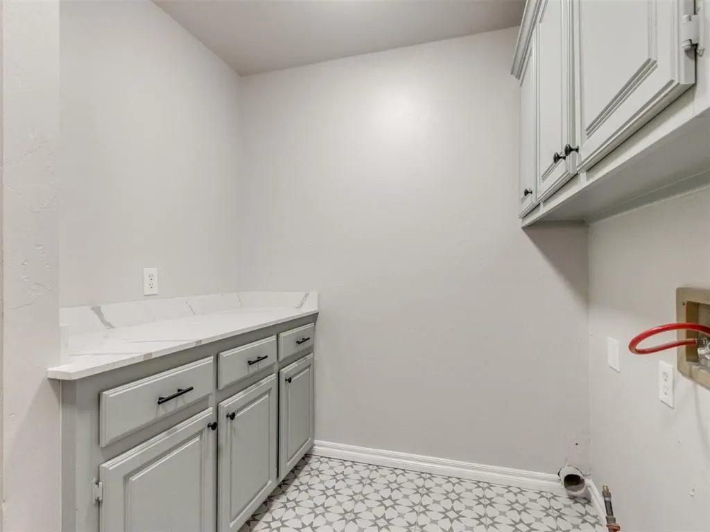 Photo 19 — 1718 Kings Road, Edmond, OK 73013