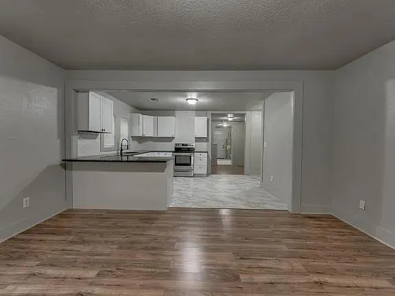 Photo 5 — 2208 NE 22nd Street, Oklahoma City, OK 73111