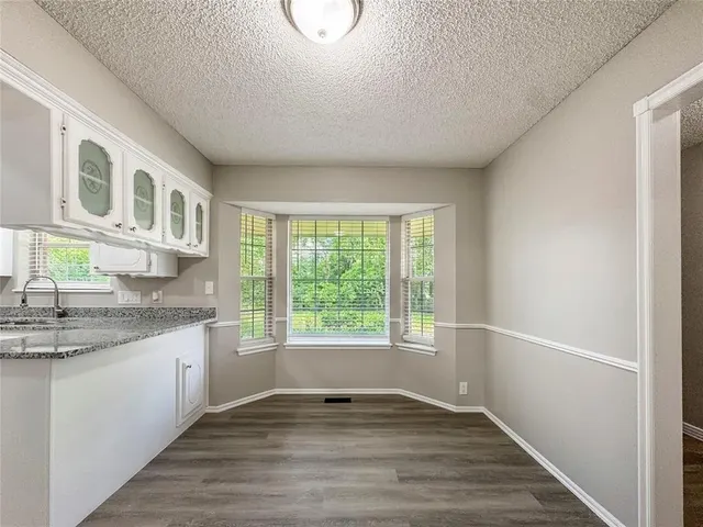 Photo 6 — 2108 Shorewood Lane, Edmond, OK 73003