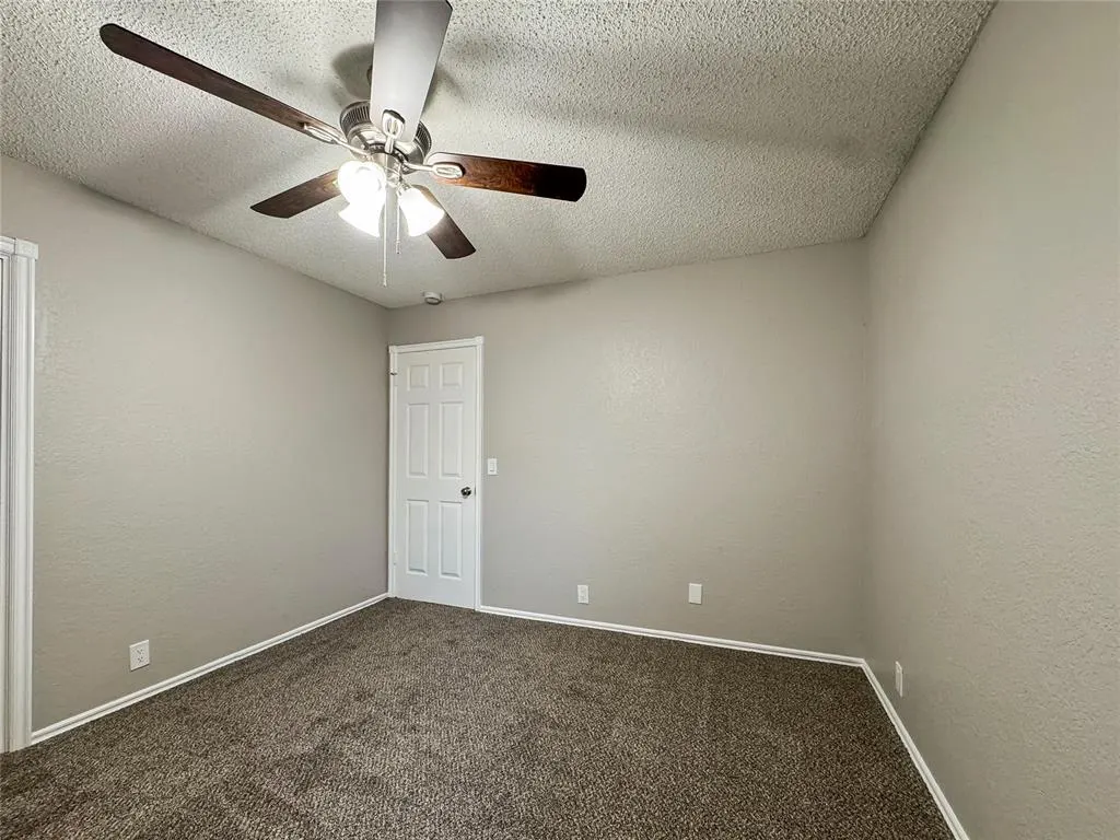Photo 15 — 2108 Shorewood Lane, Edmond, OK 73003