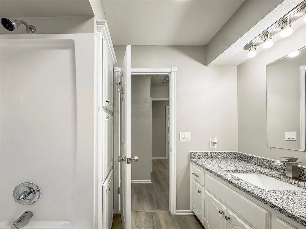 Photo 16 — 2108 Shorewood Lane, Edmond, OK 73003