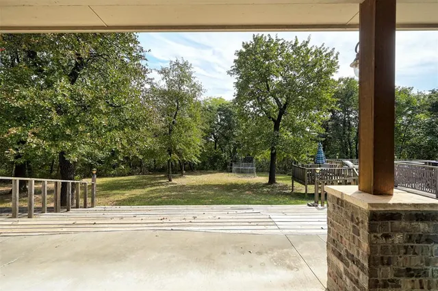 Photo 5 — 19914 Lions Circle, Luther, OK 73054