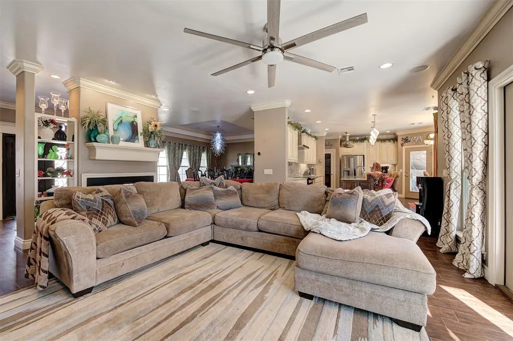 Photo 8 — 19914 Lions Circle, Luther, OK 73054