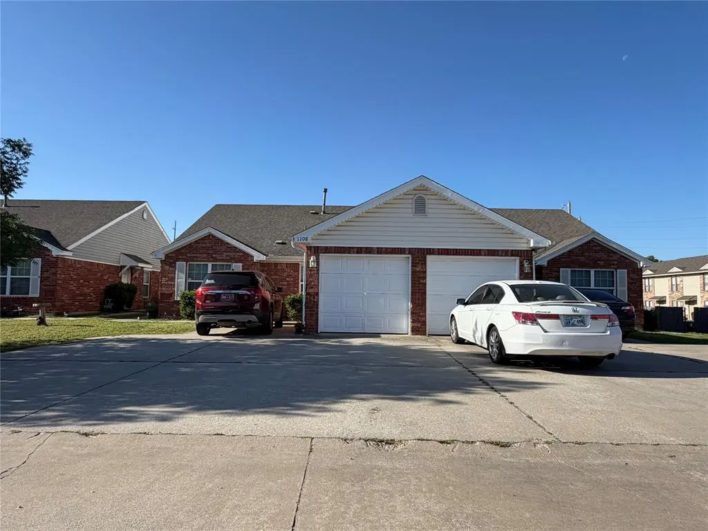 Front exterior — 1108 Brandywine 1 & 2, Norman, OK 73071