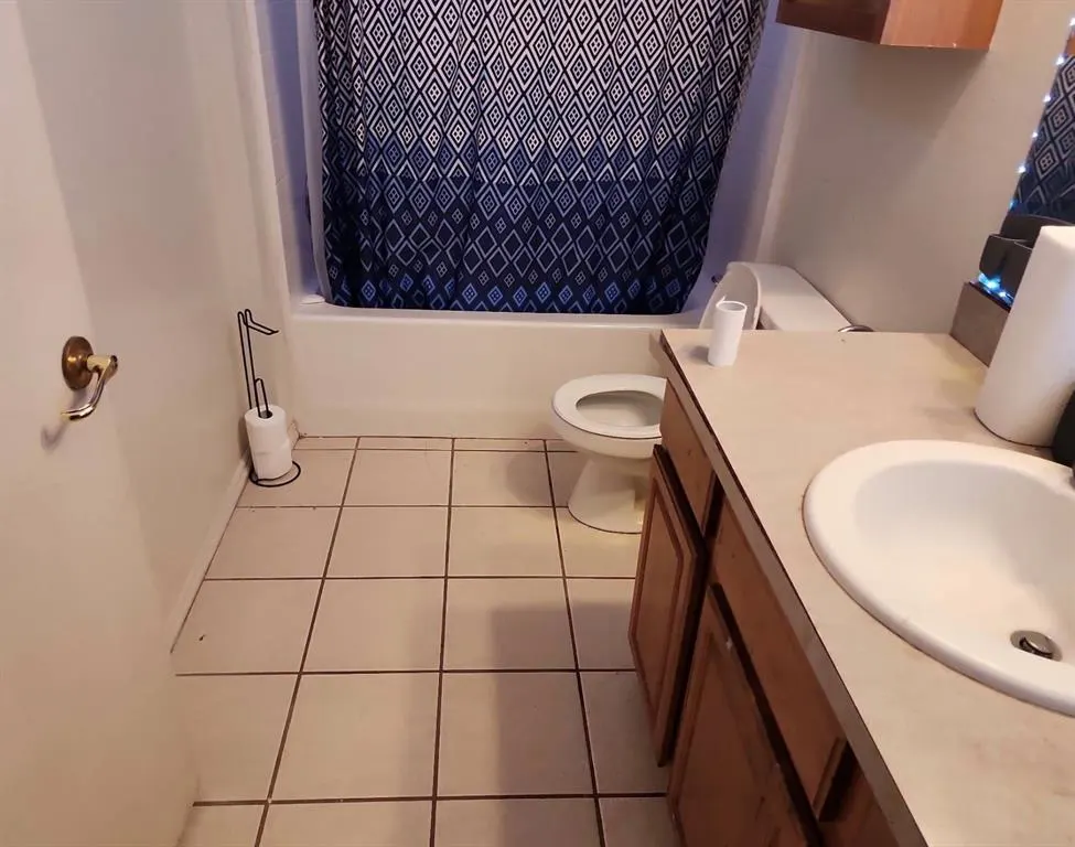 Photo 6 — 1108 Brandywine 1 & 2, Norman, OK 73071