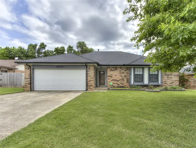 Front exterior — 10508 Songbird Lane, Midwest City, OK 73130