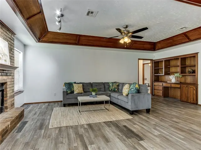 Photo 6 — 10508 Songbird Lane, Midwest City, OK 73130