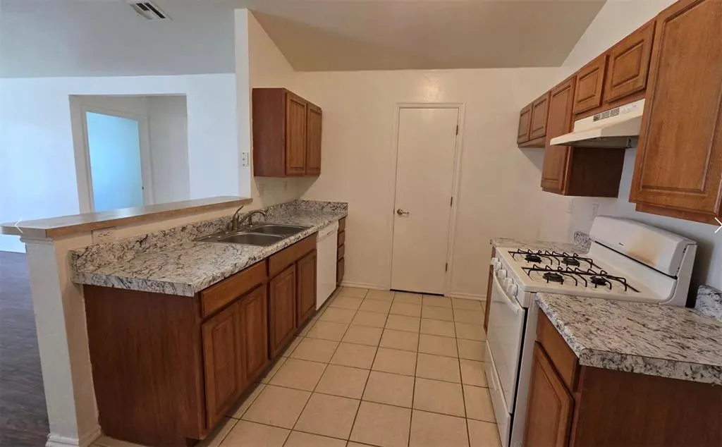 Photo 27 — 1108 Brandywine 5 & 6, Norman, OK 73071