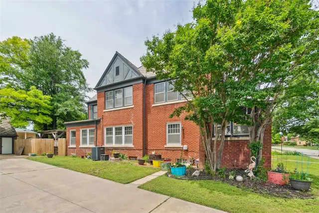 Photo 5 — 702 S Williams Avenue, El Reno, OK 73036