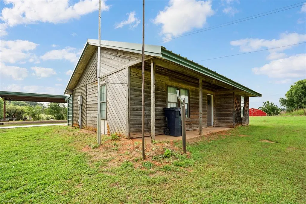 Photo 14 — 9801 60th Street, Lexington, OK 73051
