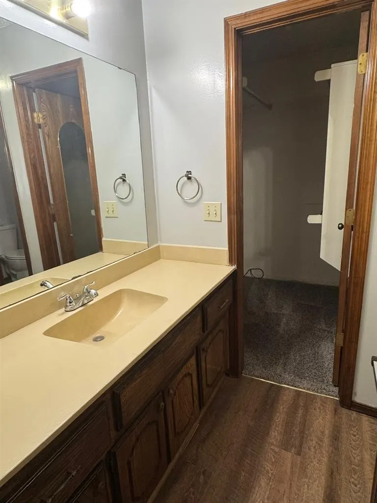 Photo 10 — 10501 Cecilia Drive, Oklahoma City, OK 73162