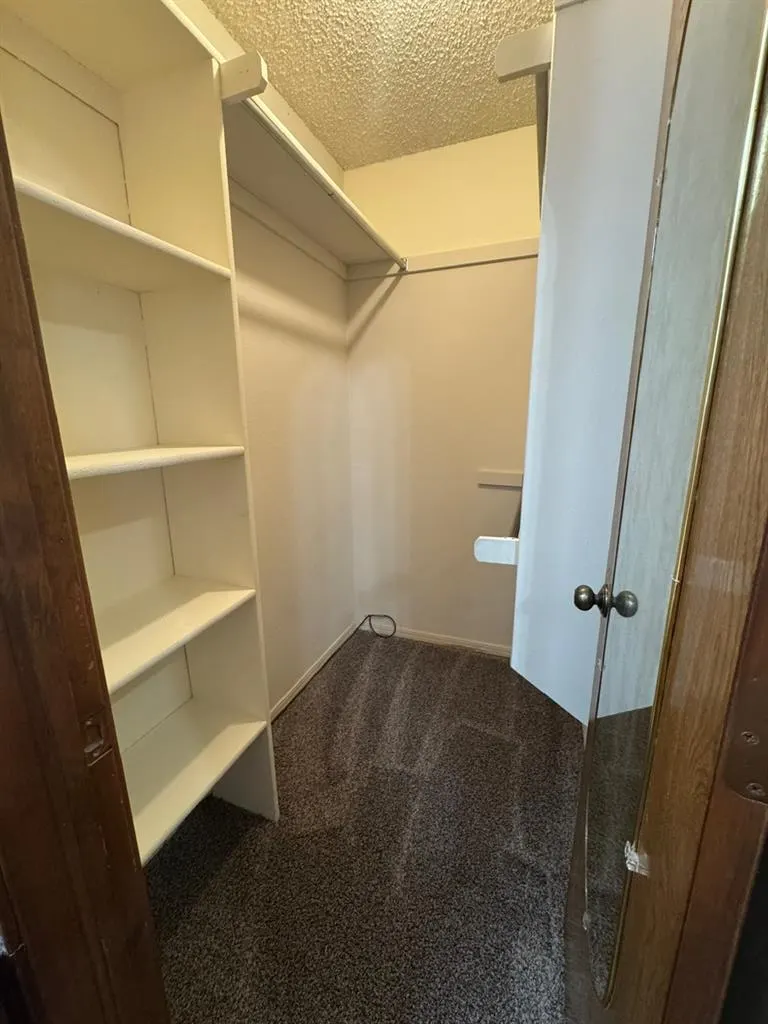 Photo 13 — 10501 Cecilia Drive, Oklahoma City, OK 73162