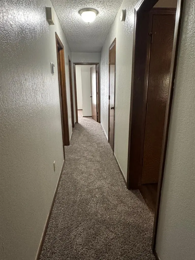 Photo 16 — 10501 Cecilia Drive, Oklahoma City, OK 73162
