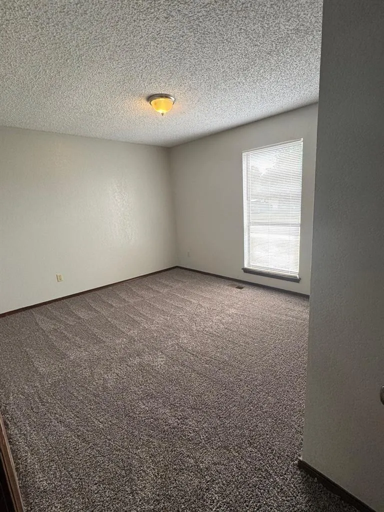 Photo 20 — 10501 Cecilia Drive, Oklahoma City, OK 73162