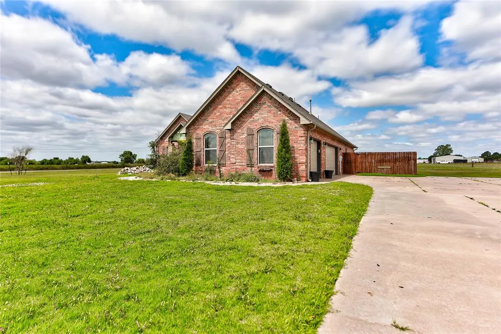Photo 3 — 2957 Farm Drive, El Reno, OK 73036