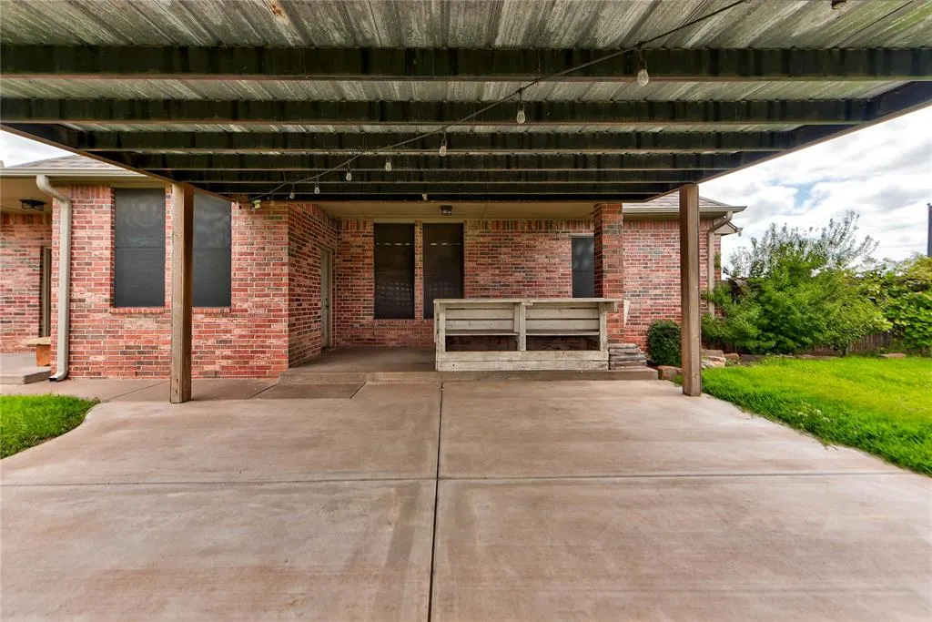 Photo 12 — 2957 Farm Drive, El Reno, OK 73036