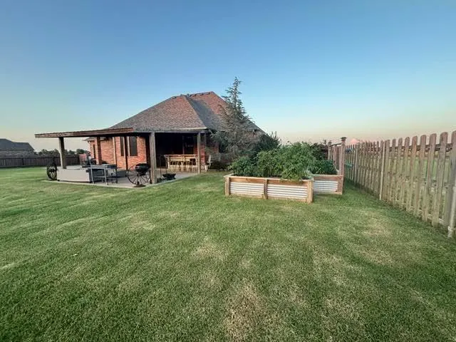 Photo 16 — 2957 Farm Drive, El Reno, OK 73036