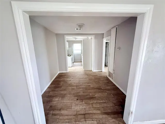 Photo 3 — 2309 E Park Place, Oklahoma City, OK 73117
