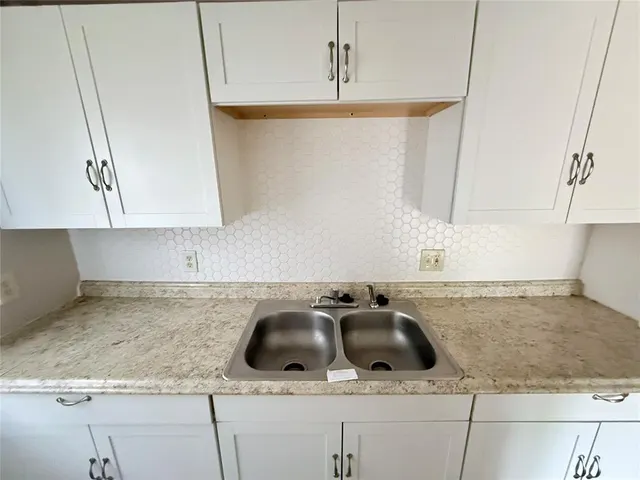 Photo 6 — 2309 E Park Place, Oklahoma City, OK 73117