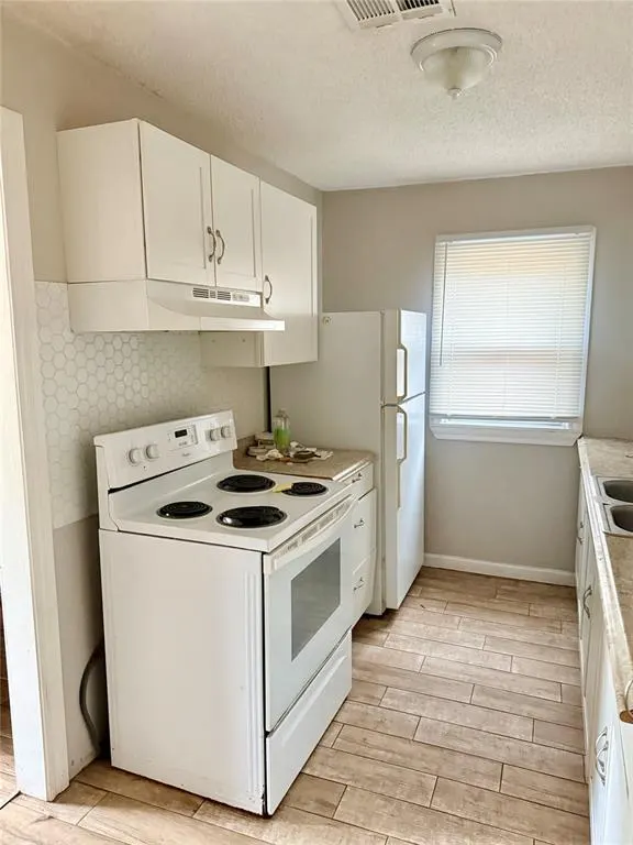 Photo 9 — 2309 E Park Place, Oklahoma City, OK 73117