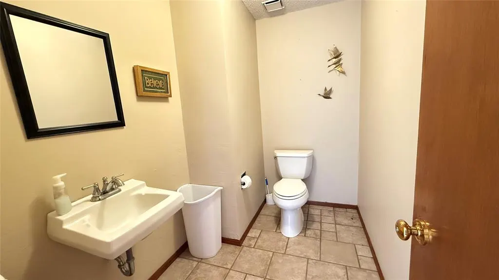 Photo 6 — 610 S Church Center, Eakly, OK 73033
