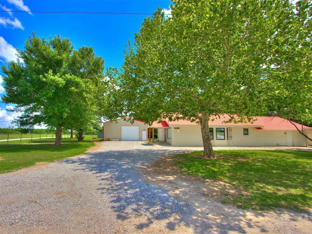 Photo 2 — 20478 260th Street, Washington, OK 73093