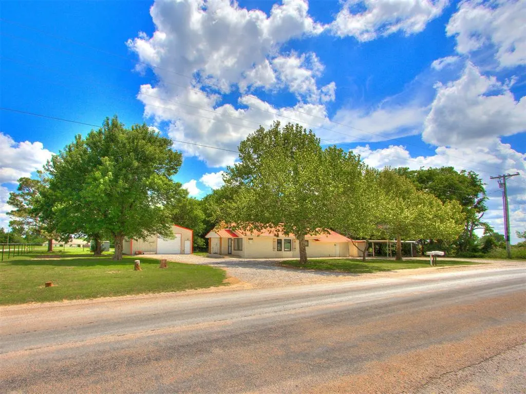 Photo 39 — 20478 260th Street, Washington, OK 73093