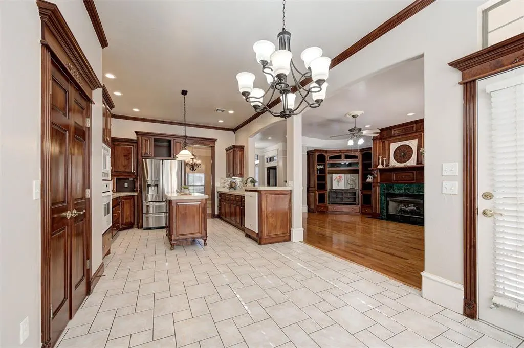 Photo 4 — 11316 Gateshead Drive, Oklahoma City, OK 73170