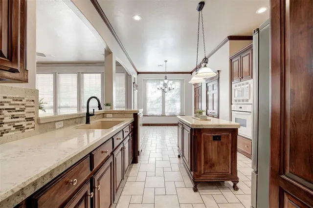 Photo 6 — 11316 Gateshead Drive, Oklahoma City, OK 73170
