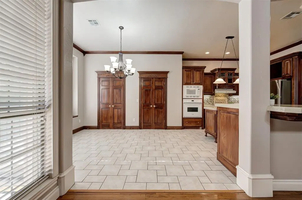 Photo 10 — 11316 Gateshead Drive, Oklahoma City, OK 73170