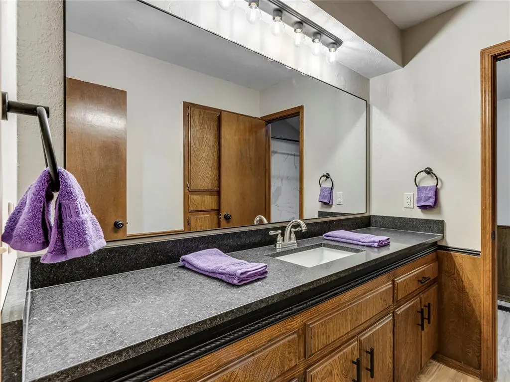 Photo 18 — 9404 Red Oak Lane, Edmond, OK 73034
