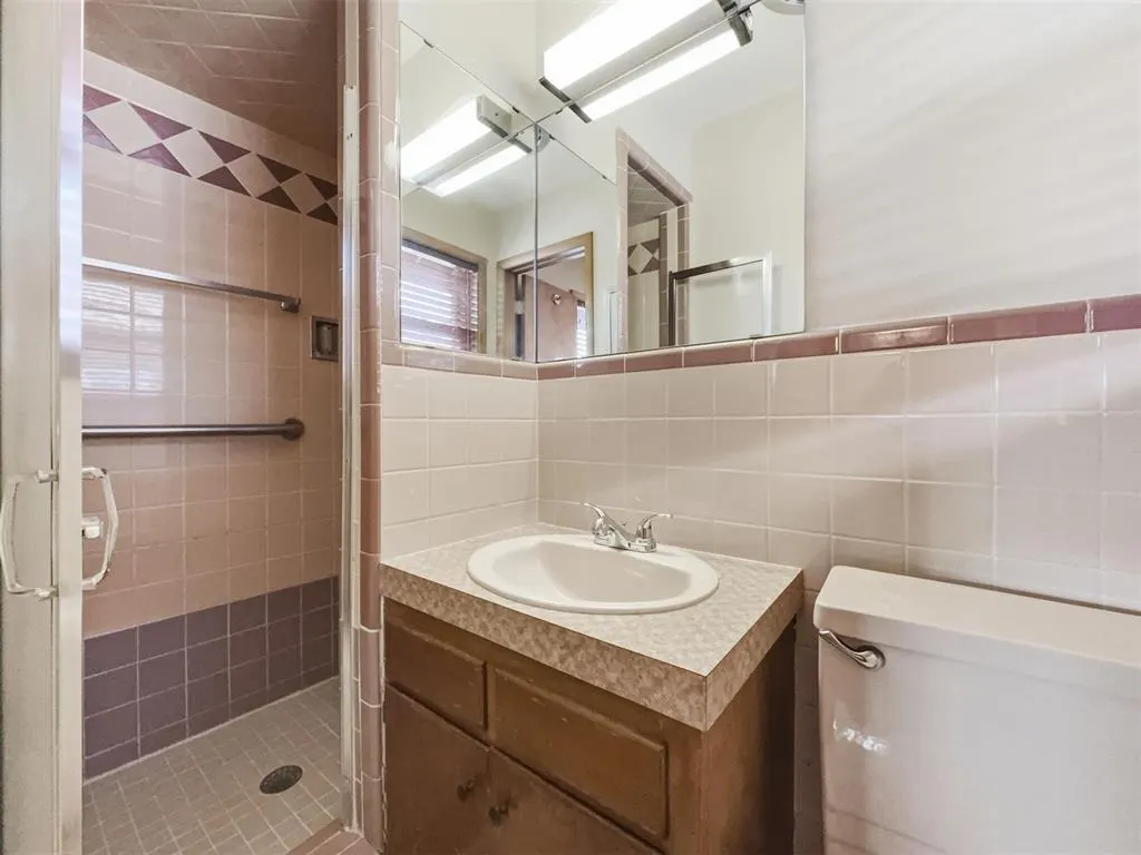 Photo 28 — 130 Lakeside Drive, Altus, OK 73521