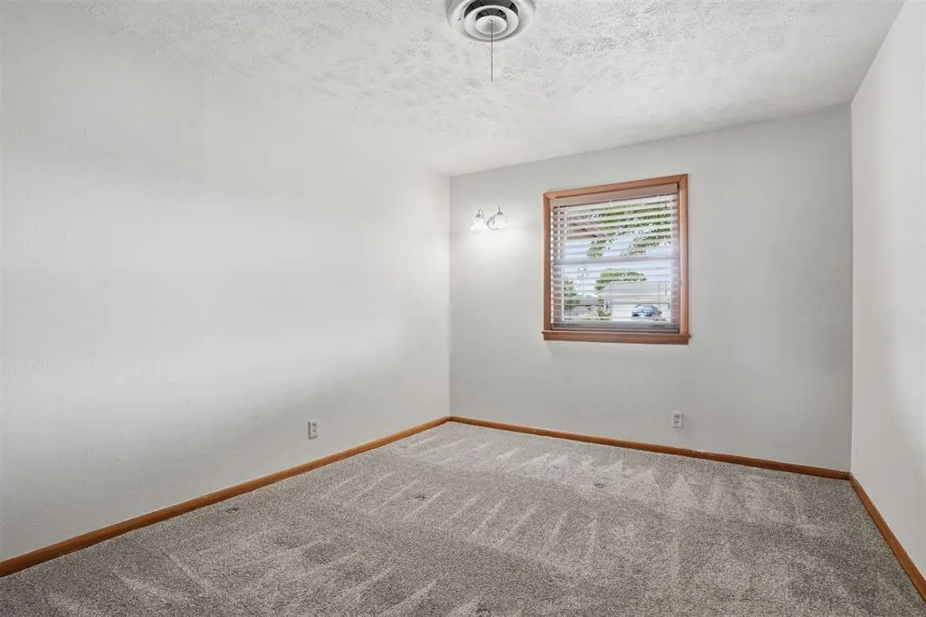 Photo 30 — 130 Lakeside Drive, Altus, OK 73521