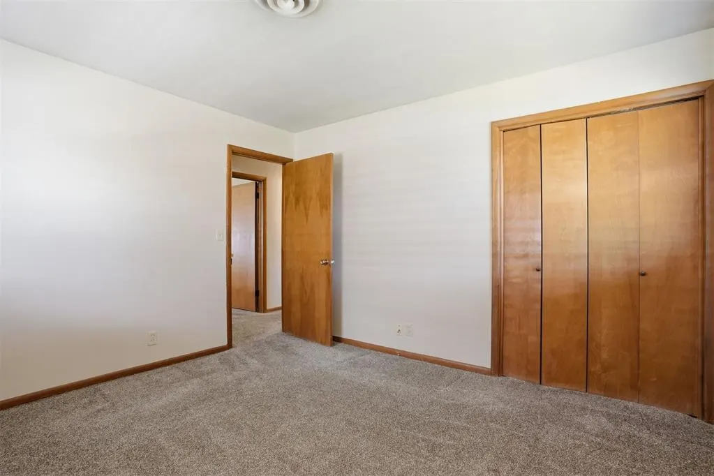 Photo 32 — 130 Lakeside Drive, Altus, OK 73521