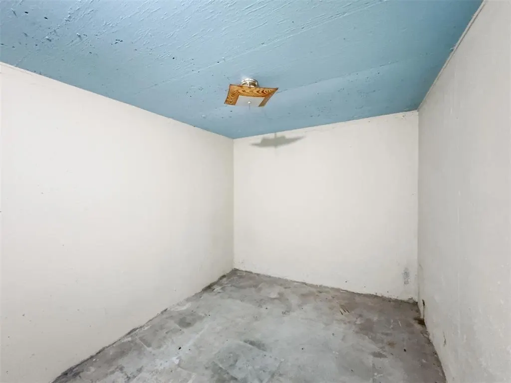 Photo 38 — 130 Lakeside Drive, Altus, OK 73521